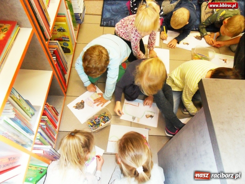 Zdjęcie w galerii na portalu naszraciborz.pl: Klub Czytających Rodziców w Markowicach  wiadomości z regionu