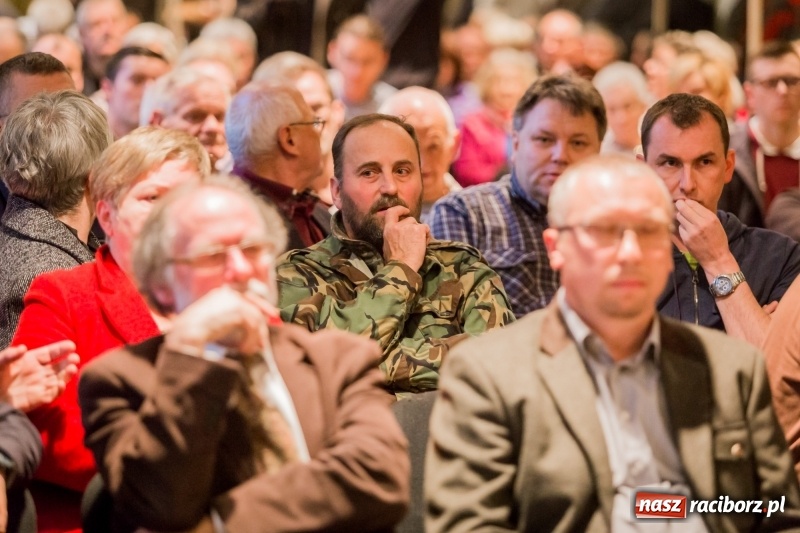 Zdjęcie w galerii na portalu naszraciborz.pl: Asfalciarnia na Płoni. Prace trwają, terminu przeprowadzki brak  wiadomości z regionu