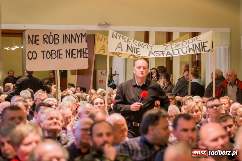 Zdjęcie w galerii na portalu naszraciborz.pl: Asfalciarnia na Płoni. Prace trwają, terminu przeprowadzki brak  wiadomości z regionu