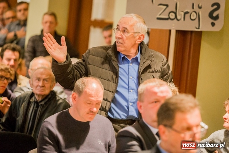 Zdjęcie w galerii na portalu naszraciborz.pl: Asfalciarnia na Płoni. Prace trwają, terminu przeprowadzki brak  wiadomości z regionu