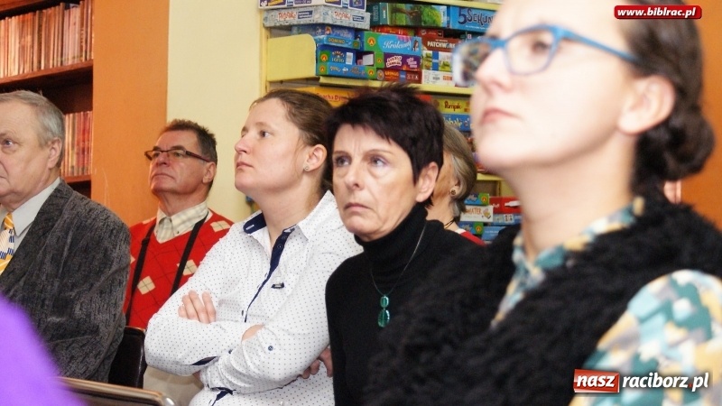 Zdjęcie w galerii na portalu naszraciborz.pl: Hrabal. Jaki był naprawdę? Konferencja w bibliotece  wiadomości z regionu