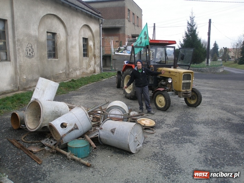 Zdjęcie w galerii na portalu naszraciborz.pl: Trwa kolejna powiatowa ZŁOMIADA  wiadomości z regionu