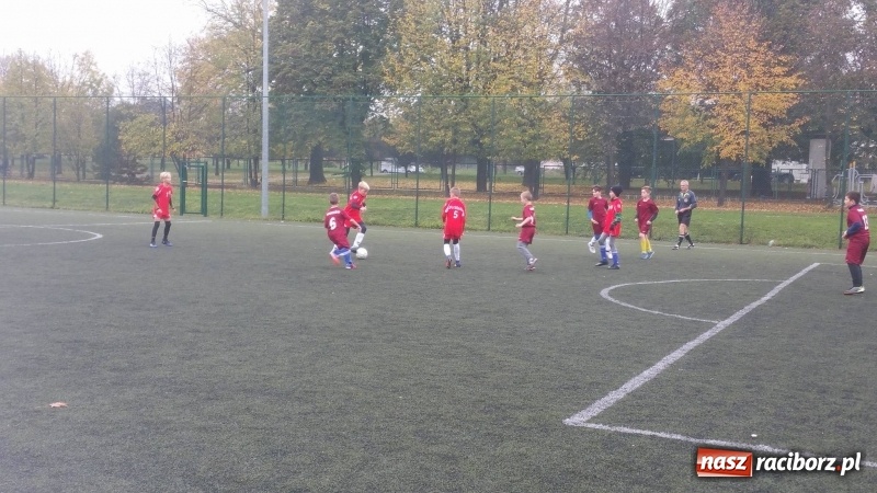 Zdjęcie w galerii na portalu naszraciborz.pl: Drużyna SP 18 awansowała do finału powiatowego turnieju o Puchar Tymbarku wiadomości z regionu