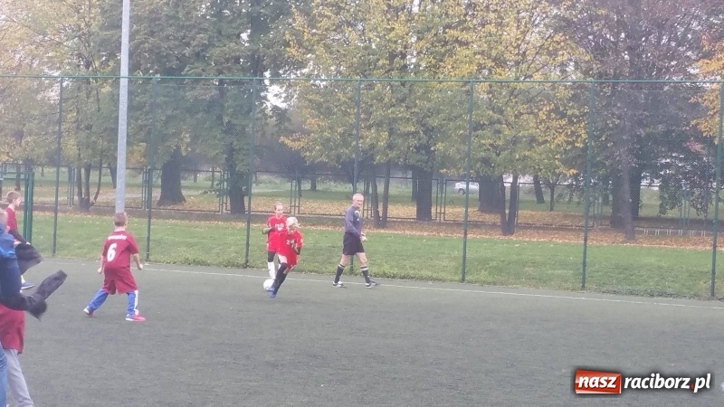 Zdjęcie w galerii na portalu naszraciborz.pl: Drużyna SP 18 awansowała do finału powiatowego turnieju o Puchar Tymbarku wiadomości z regionu