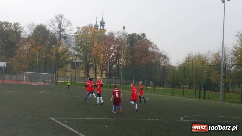 Zdjęcie w galerii na portalu naszraciborz.pl: Drużyna SP 18 awansowała do finału powiatowego turnieju o Puchar Tymbarku wiadomości z regionu