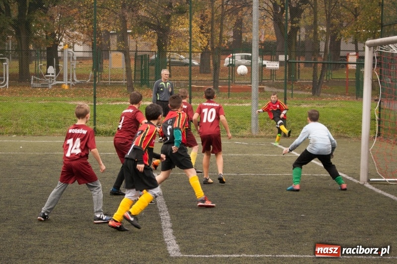 Zdjęcie w galerii na portalu naszraciborz.pl: Drużyna SP 18 awansowała do finału powiatowego turnieju o Puchar Tymbarku wiadomości z regionu