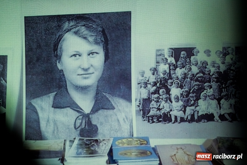 Zdjęcie w galerii na portalu naszraciborz.pl: Premiera filmu Z kamerą po Brzeziu znanym i nieznanym w Domu Kultury Strzecha wiadomości z regionu