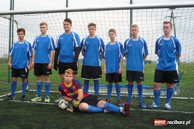 Zdjęcie w galerii na portalu naszraciborz.pl: Gminne Igrzyska Młodzieży Szkolnej w piłce nożnej chłopców  wiadomości z regionu