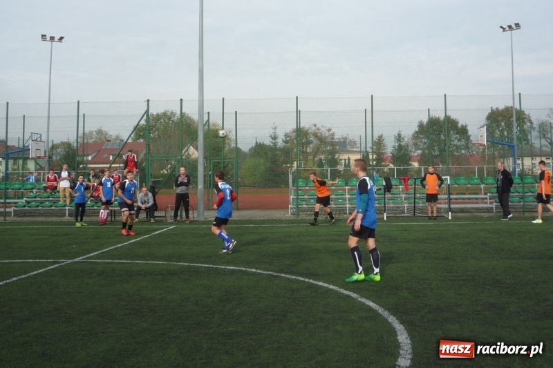 Zdjęcie w galerii na portalu naszraciborz.pl: Gminne Igrzyska Młodzieży Szkolnej w piłce nożnej chłopców  wiadomości z regionu