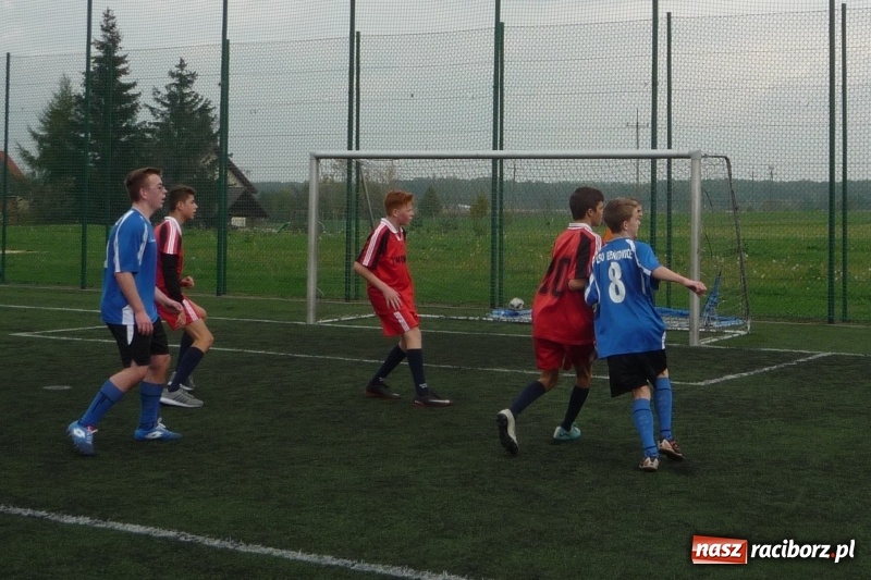 Zdjęcie w galerii na portalu naszraciborz.pl: Gminne Igrzyska Młodzieży Szkolnej w piłce nożnej chłopców  wiadomości z regionu