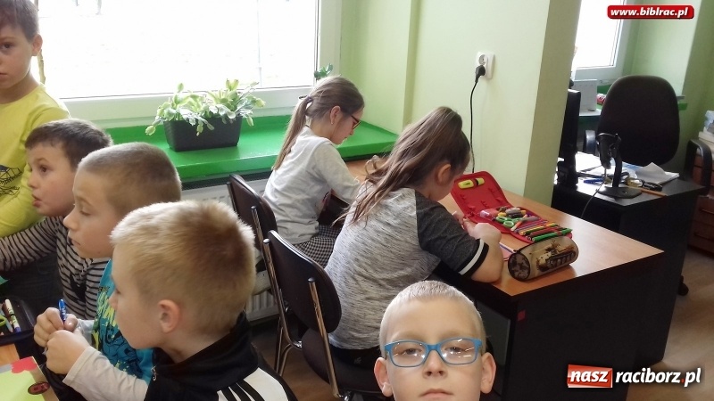 Zdjęcie w galerii na portalu naszraciborz.pl: Marzycielska Poczta w bibliotece  wiadomości z regionu