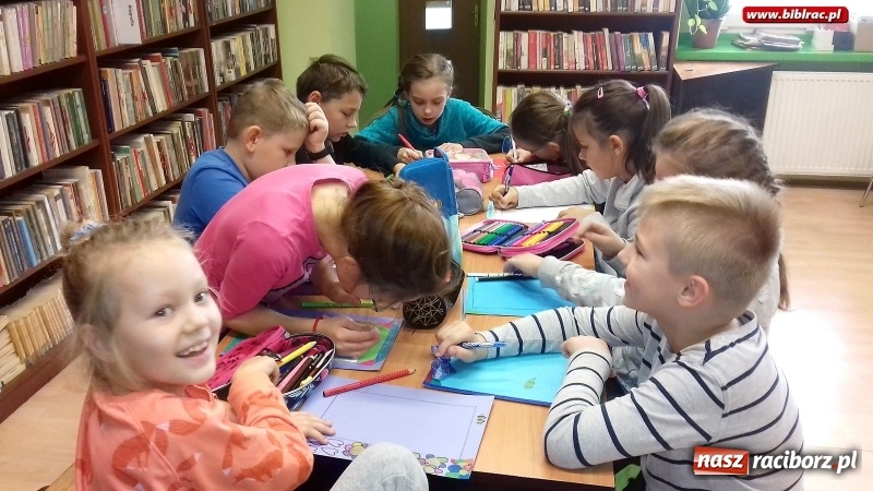 Zdjęcie w galerii na portalu naszraciborz.pl: Marzycielska Poczta w bibliotece  wiadomości z regionu