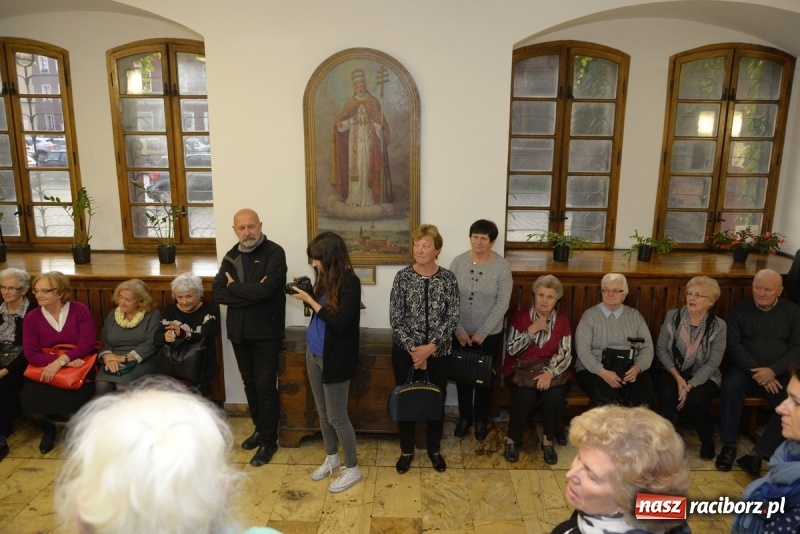 Zdjęcie w galerii na portalu naszraciborz.pl: PRZYSTANEK PRL - w raciborskim Muzeum otwarto nową wystawę czasową wiadomości z regionu