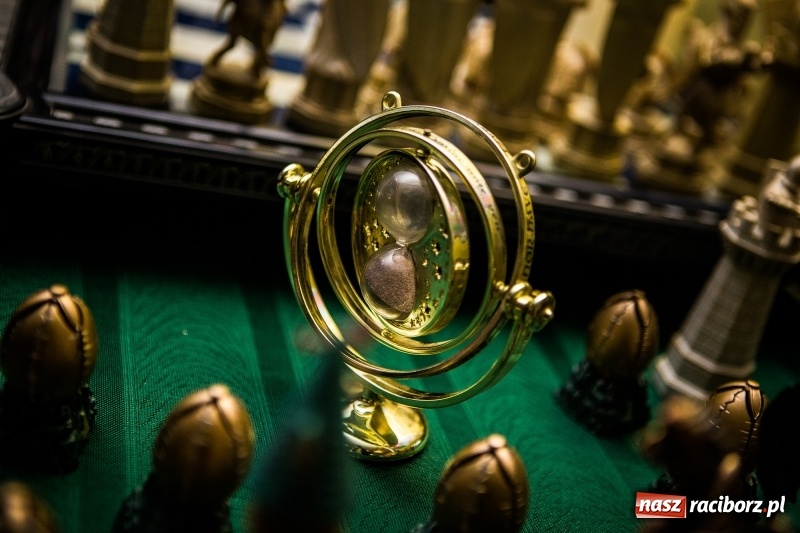 Zdjęcie w galerii na portalu naszraciborz.pl: Gryffindor czy Slytherin, czyli magiczny wieczór z Harrym Potterem w SP 15 wiadomości z regionu