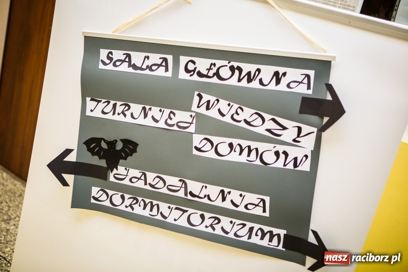 Zdjęcie w galerii na portalu naszraciborz.pl: Gryffindor czy Slytherin, czyli magiczny wieczór z Harrym Potterem w SP 15 wiadomości z regionu