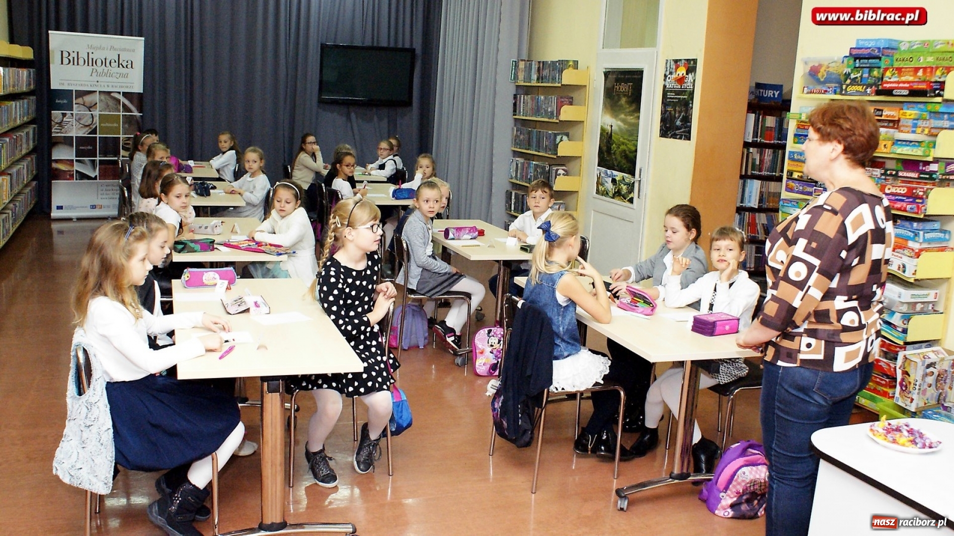 Zdjęcie w galerii na portalu naszraciborz.pl: Konkurs Pięknego Pisania w bibliotece  wiadomości z regionu