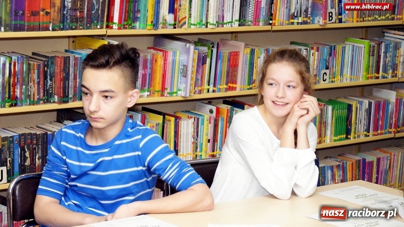 Zdjęcie w galerii na portalu naszraciborz.pl: Konkurs Pięknego Pisania w bibliotece  wiadomości z regionu