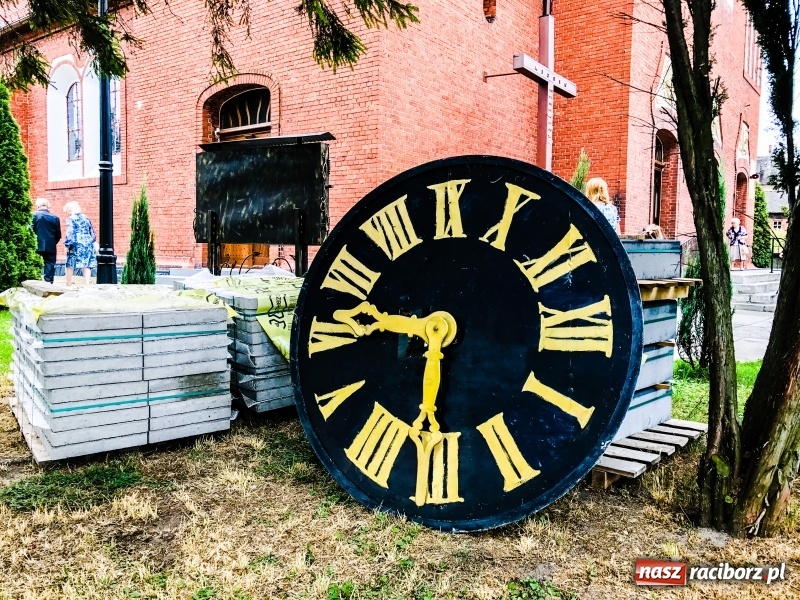 Zdjęcie w galerii na portalu naszraciborz.pl: Tej nocy śpimy godzinę dłużej. ZMIANA CZASU! wiadomości z regionu