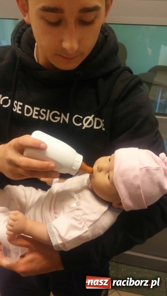 Zdjęcie w galerii na portalu naszraciborz.pl: W raciborskim poprawczaku uczą, co znaczyć być kochającym tatą wiadomości z regionu