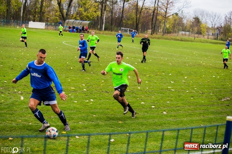 Zdjęcie w galerii na portalu naszraciborz.pl: Niespodzianka w Krzanowicach. Rafako tylko zremisowało z outsiderem wiadomości z regionu