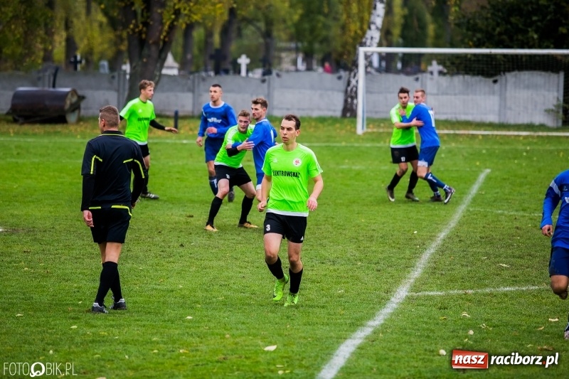 Zdjęcie w galerii na portalu naszraciborz.pl: Niespodzianka w Krzanowicach. Rafako tylko zremisowało z outsiderem wiadomości z regionu