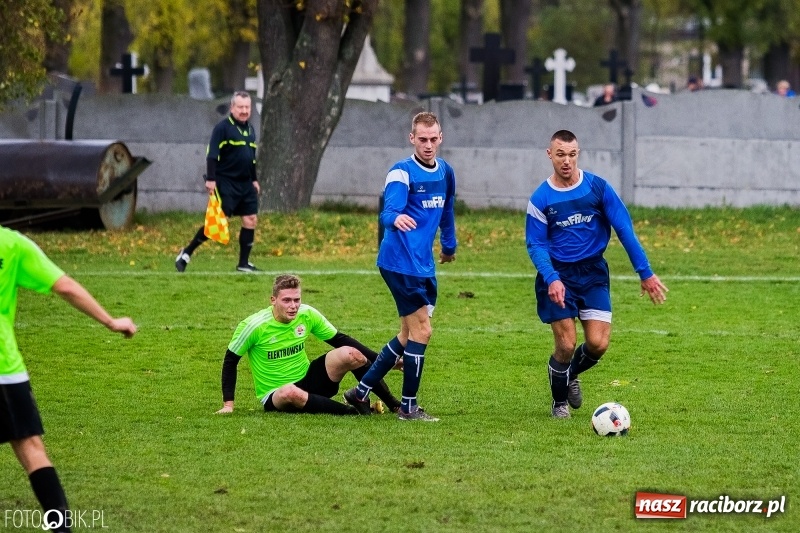 Zdjęcie w galerii na portalu naszraciborz.pl: Niespodzianka w Krzanowicach. Rafako tylko zremisowało z outsiderem wiadomości z regionu