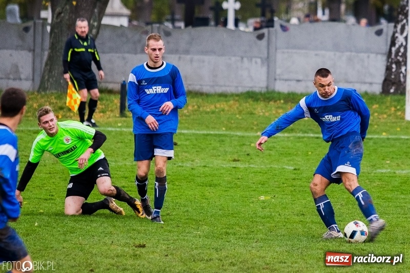 Zdjęcie w galerii na portalu naszraciborz.pl: Niespodzianka w Krzanowicach. Rafako tylko zremisowało z outsiderem wiadomości z regionu
