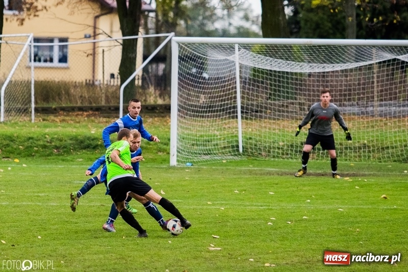 Zdjęcie w galerii na portalu naszraciborz.pl: Niespodzianka w Krzanowicach. Rafako tylko zremisowało z outsiderem wiadomości z regionu