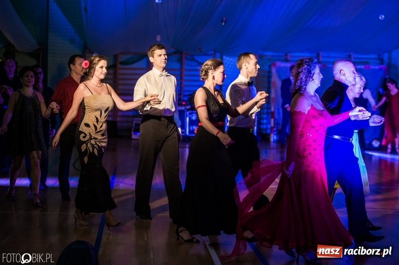 Zdjęcie w galerii na portalu naszraciborz.pl: Wszyscy na parkiet, czyli turniej z okazji 40-lecia Klubu Miłośników Tańca Towarzyskiego w Raciborzu wiadomości z regionu