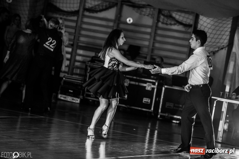 Zdjęcie w galerii na portalu naszraciborz.pl: Wszyscy na parkiet, czyli turniej z okazji 40-lecia Klubu Miłośników Tańca Towarzyskiego w Raciborzu wiadomości z regionu