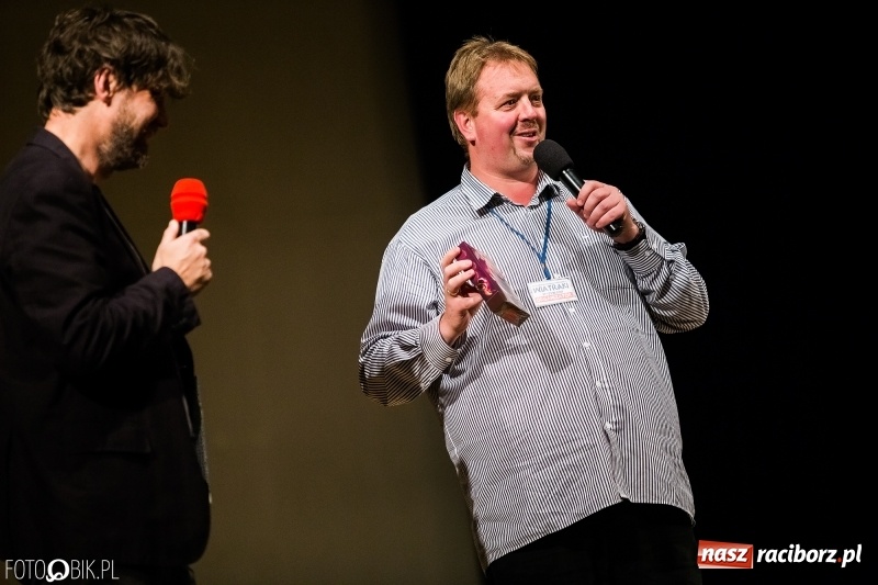 Zdjęcie w galerii na portalu naszraciborz.pl: Drugi dzień Raciborskiego Festiwalu Podróżniczego Wiatraki wiadomości z regionu