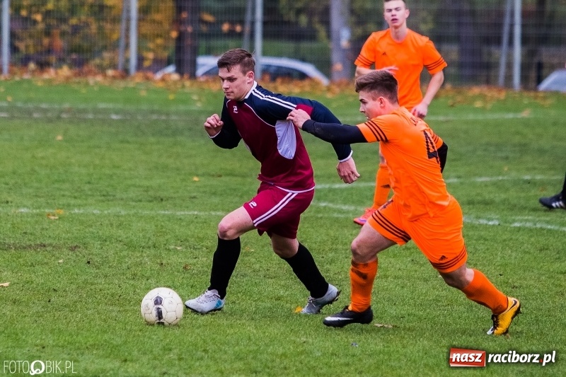 Zdjęcie w galerii na portalu naszraciborz.pl: Strzelanina przy Tuwima. Ocice lepsze od Adamowic wiadomości z regionu
