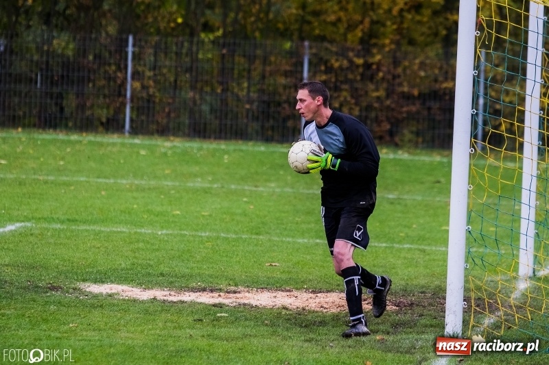 Zdjęcie w galerii na portalu naszraciborz.pl: Strzelanina przy Tuwima. Ocice lepsze od Adamowic wiadomości z regionu