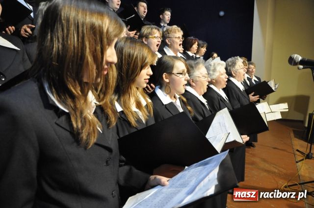 Zdjęcie w galerii na portalu naszraciborz.pl: Chór Cecylia powitał wiosnę wiadomości z regionu