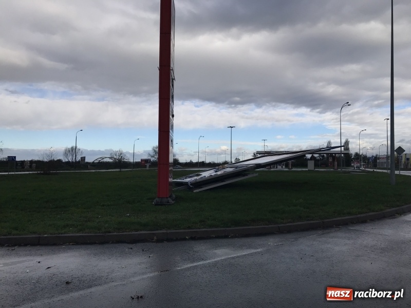 Zdjęcie w galerii na portalu naszraciborz.pl: Strażacy nadal walczą ze skutkami orkanu Grzegorz  wiadomości z regionu
