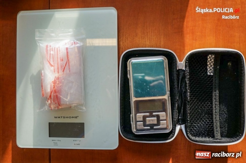 Zdjęcie w galerii na portalu naszraciborz.pl: 31-latek w areszcie za posiadanie 3000 działek dilerskich amfetaminy FOTO i WIDEO wiadomości z regionu