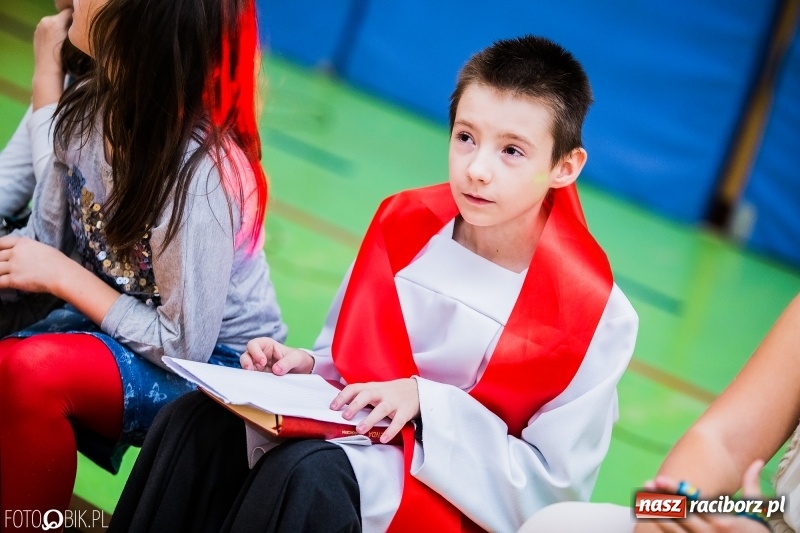 Zdjęcie w galerii na portalu naszraciborz.pl: Bal wszystkich świętych w SP 13 wiadomości z regionu