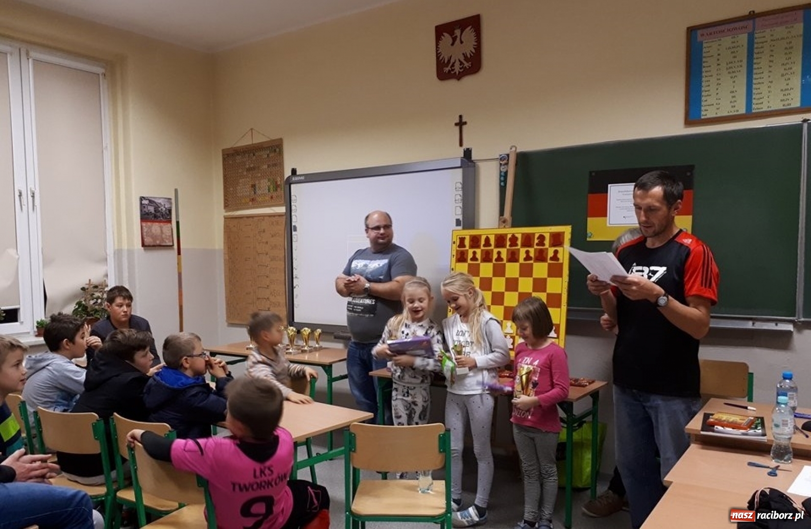 Zdjęcie w galerii na portalu naszraciborz.pl: Turniej szachowy DFK w Tworkowie wiadomości z regionu