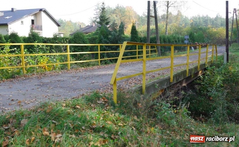 Zdjęcie w galerii na portalu naszraciborz.pl: Most w Rudach Brantolce czeka remont za 130 tys zł wiadomości z regionu