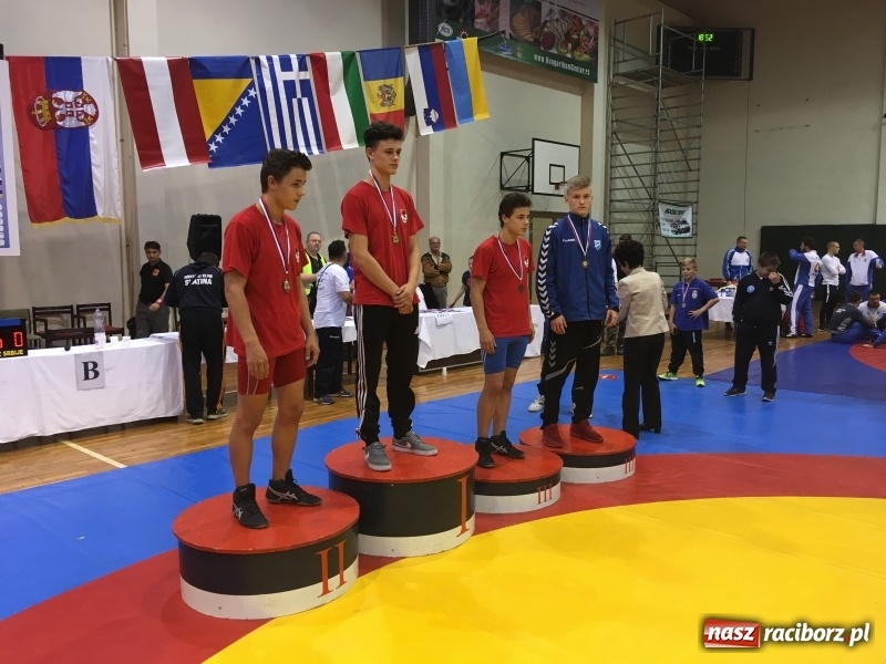 Zdjęcie w galerii na portalu naszraciborz.pl: Udany start zapaśników Unii w Serbii  wiadomości z regionu