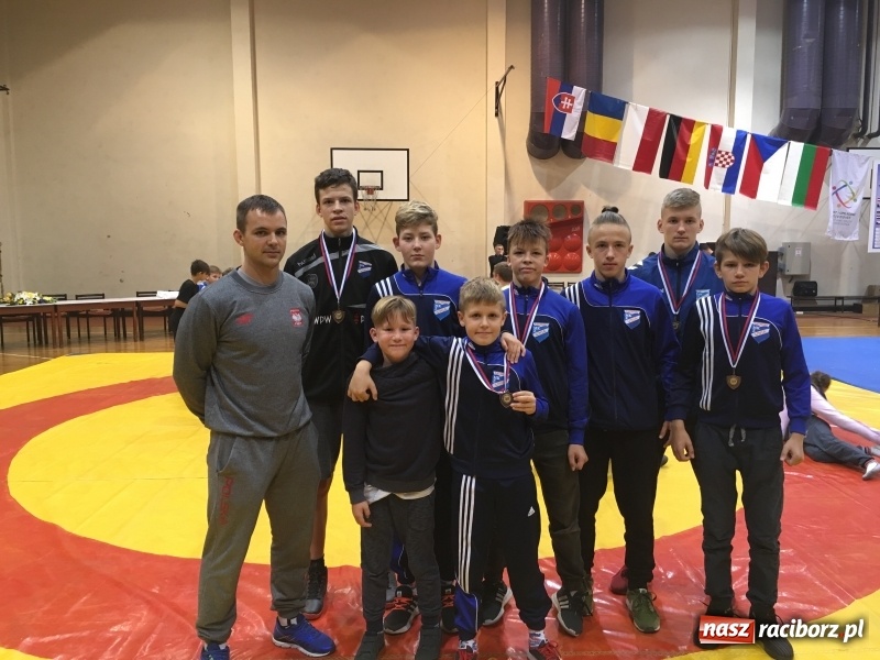 Zdjęcie w galerii na portalu naszraciborz.pl: Udany start zapaśników Unii w Serbii  wiadomości z regionu