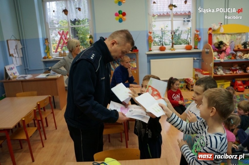 Zdjęcie w galerii na portalu naszraciborz.pl: Policjanci odwiedzili kolejne raciborskie przedszkola  wiadomości z regionu