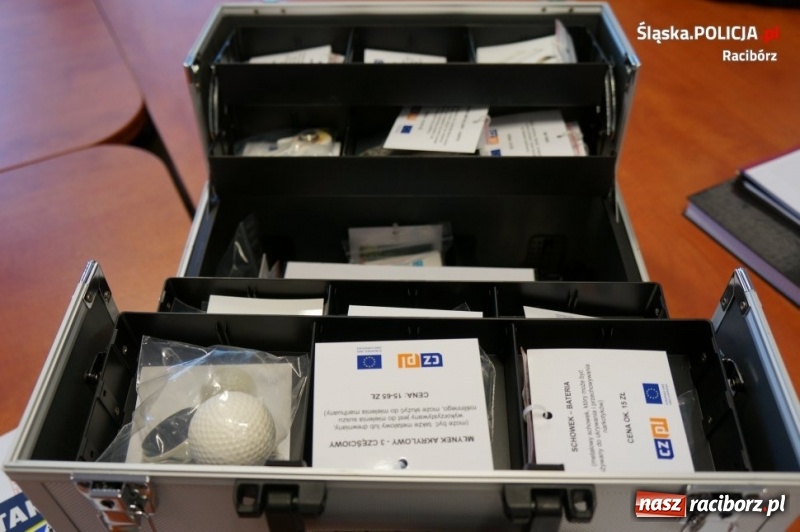 Zdjęcie w galerii na portalu naszraciborz.pl: Raciborscy policjanci wspólnie z czeskimi zwalczają przestępczość narkotykową wiadomości z regionu