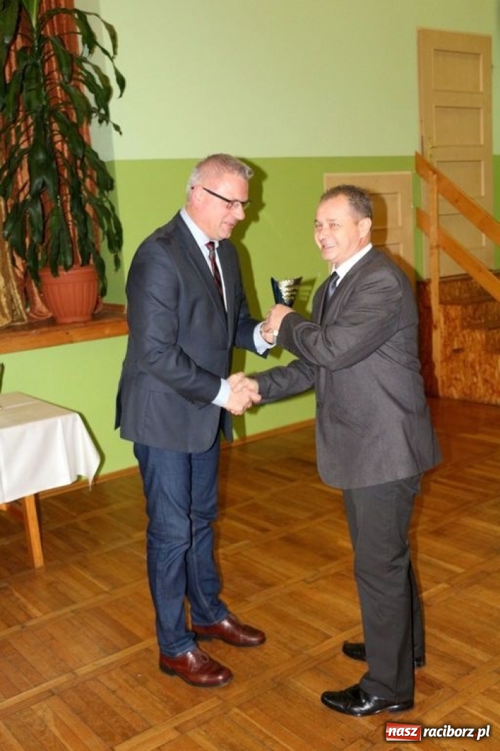 Zdjęcie w galerii na portalu naszraciborz.pl: Podsumowanie sezonu lotów gołębi pocztowych w Gminie Kornowac wiadomości z regionu