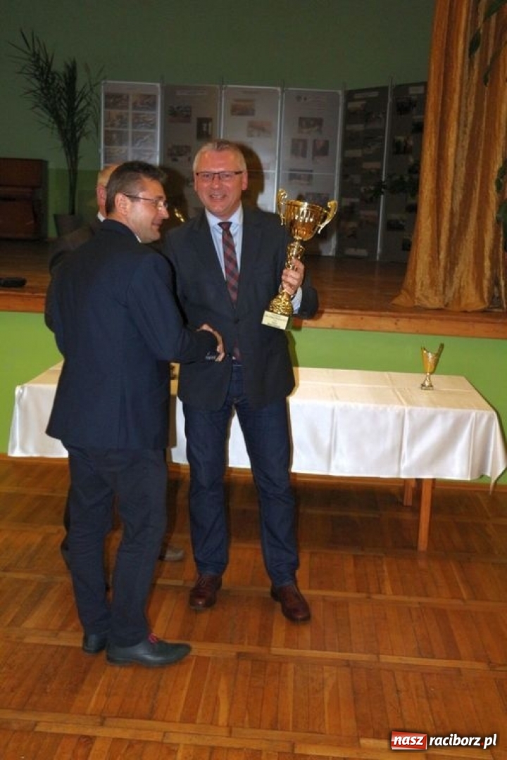 Zdjęcie w galerii na portalu naszraciborz.pl: Podsumowanie sezonu lotów gołębi pocztowych w Gminie Kornowac wiadomości z regionu