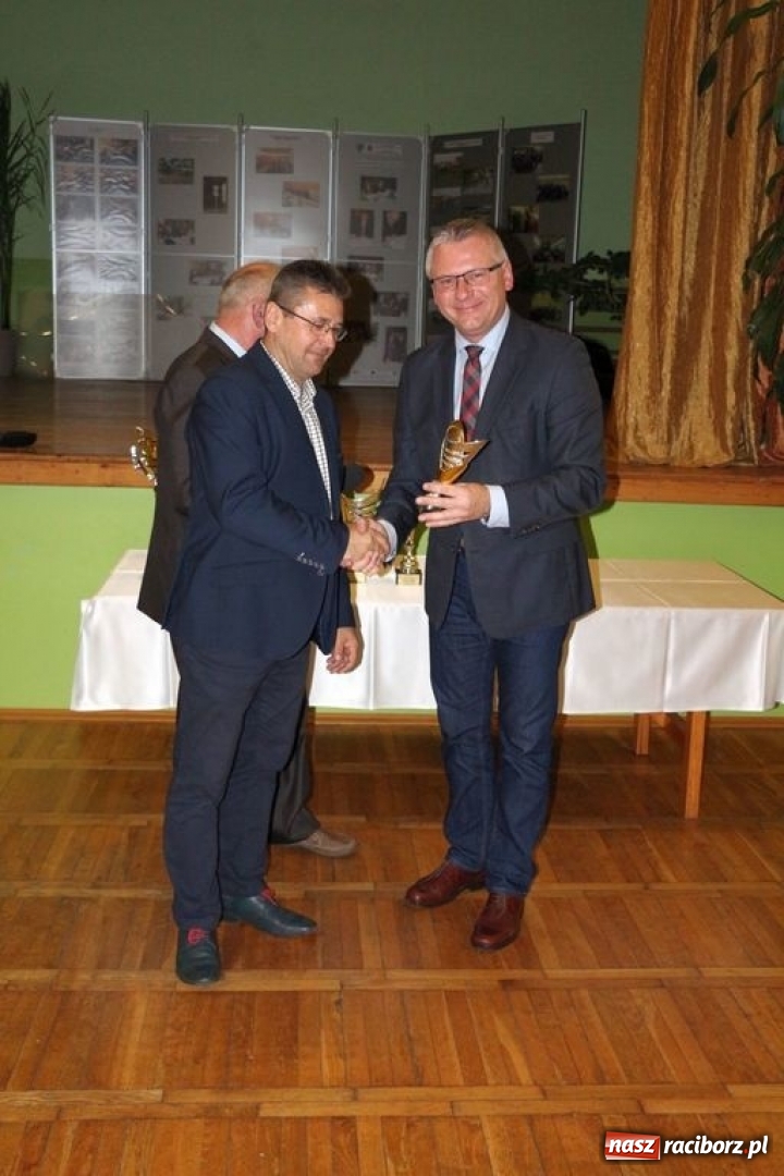 Zdjęcie w galerii na portalu naszraciborz.pl: Podsumowanie sezonu lotów gołębi pocztowych w Gminie Kornowac wiadomości z regionu