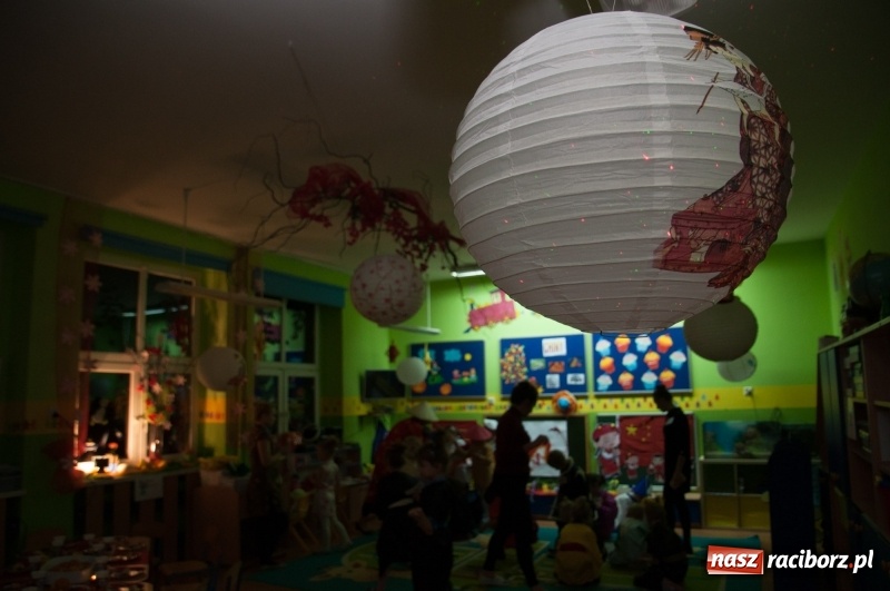Zdjęcie w galerii na portalu naszraciborz.pl: Jak Koziołek Matołek z przedszkola w Markowicach do Chin zawędrował – Chińska draka w chińskiej dzielnicy  wiadomości z regionu