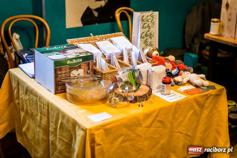 Zdjęcie w galerii na portalu naszraciborz.pl: Na Końcu Świata znów królowała ekologiczna żywność  wiadomości z regionu