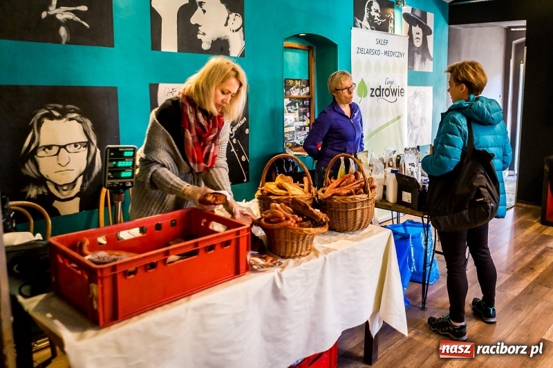 Zdjęcie w galerii na portalu naszraciborz.pl: Na Końcu Świata znów królowała ekologiczna żywność  wiadomości z regionu