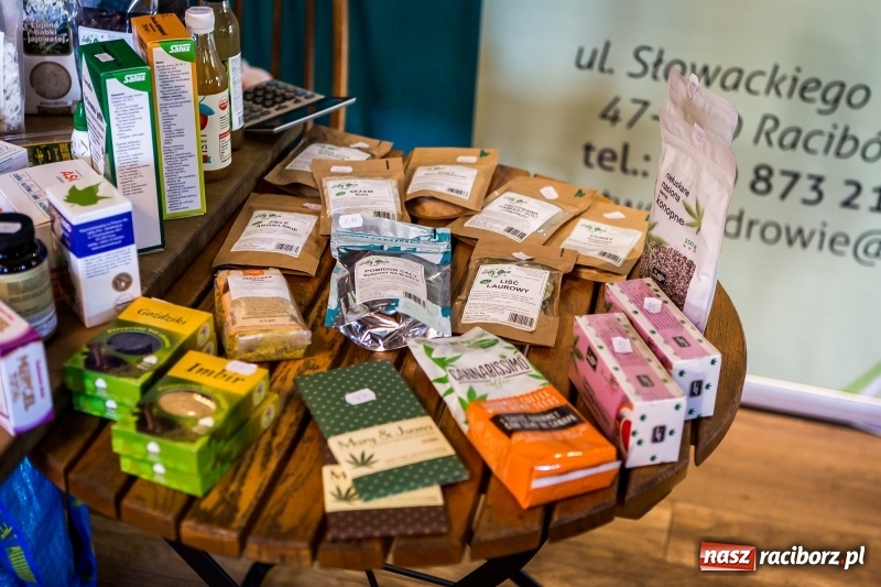 Zdjęcie w galerii na portalu naszraciborz.pl: Na Końcu Świata znów królowała ekologiczna żywność  wiadomości z regionu